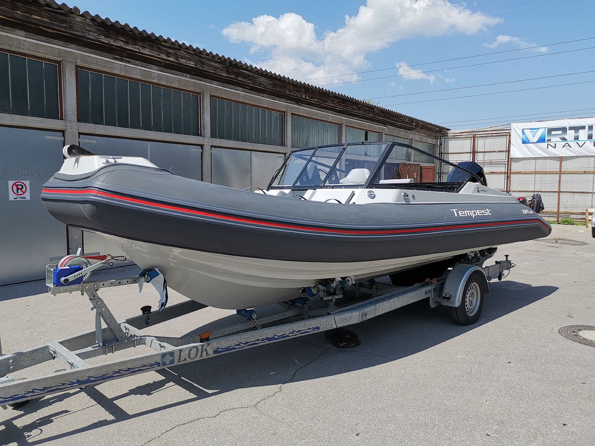 Capelli Tempest BR65 + Mercury 200 (na zalogi) - 2019