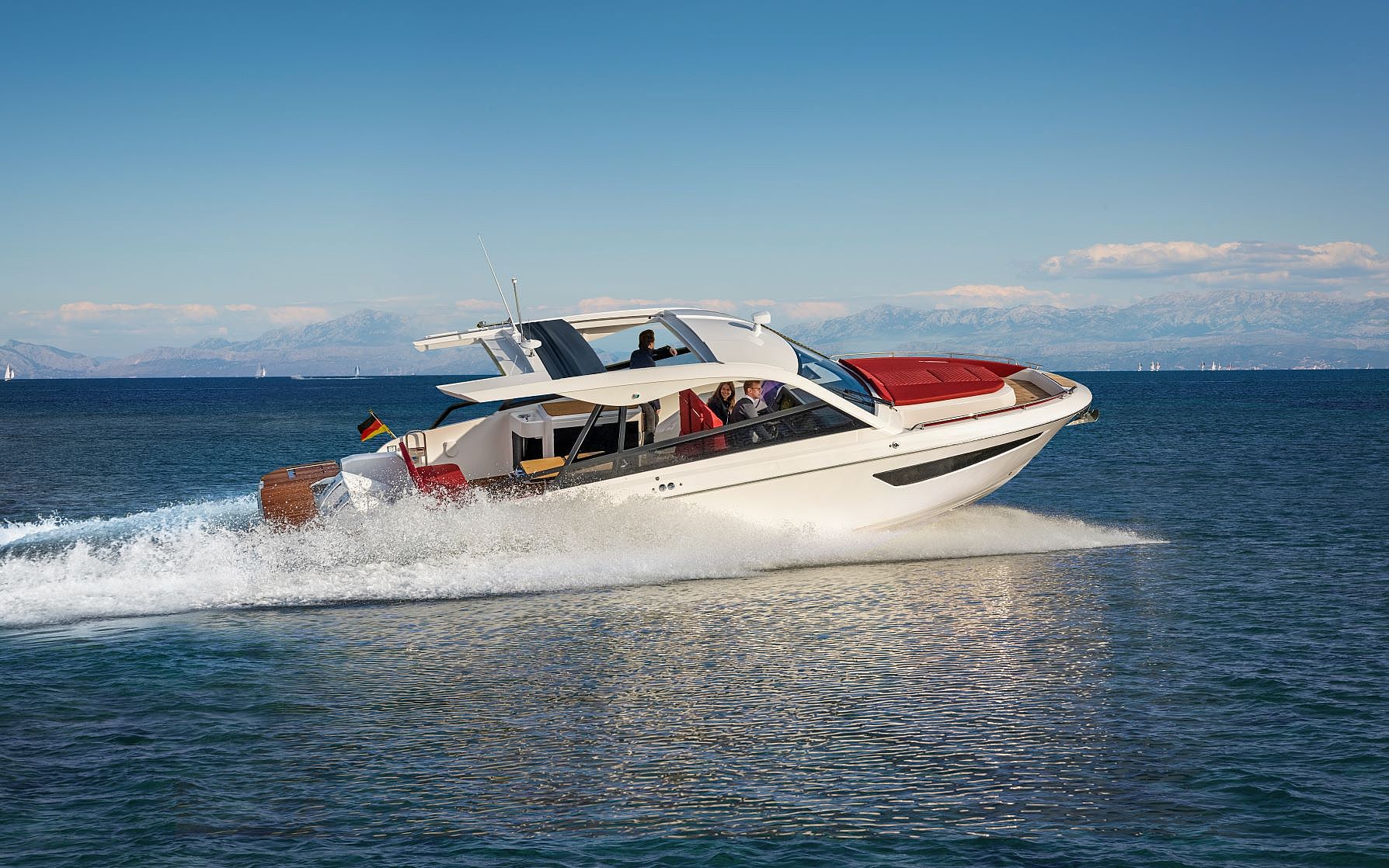 Bavaria VIDA 33 HT (NOVO MODELNO LETO) - 2025