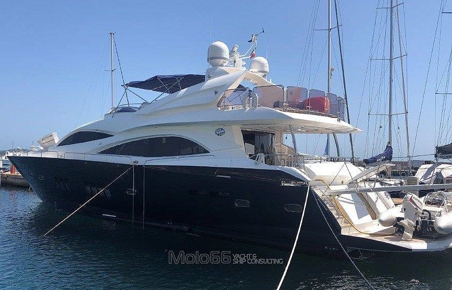 Sunseeker 90 YACHT - 2008
