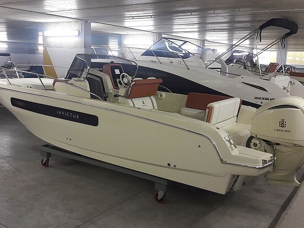 INVICTUS Invictus - Capoforte CX270 - 2022