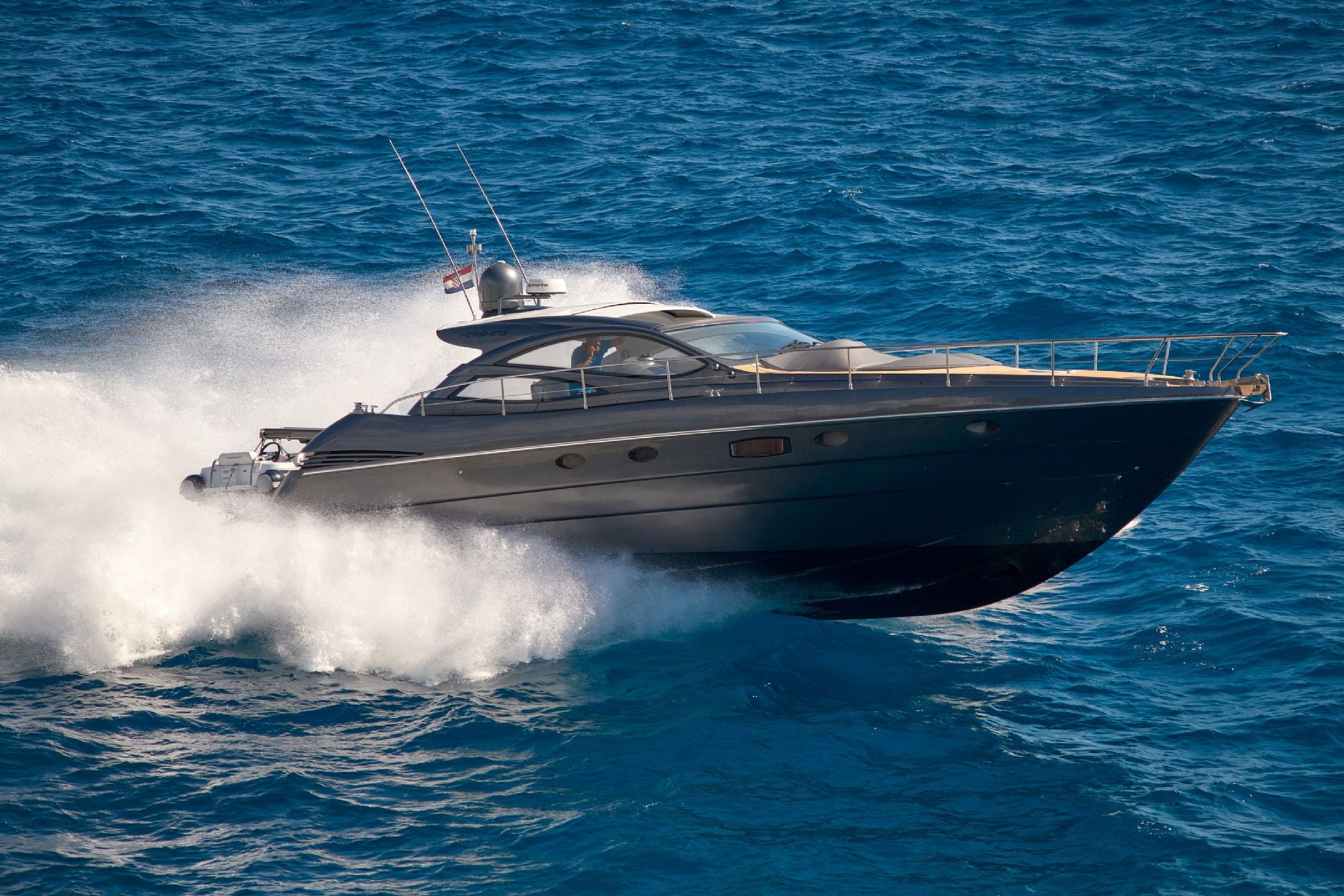 Pershing 50 - 2004