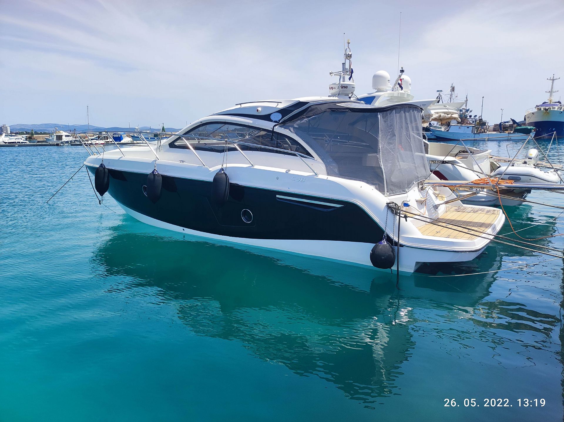 Sessa Marine C38 - 2011