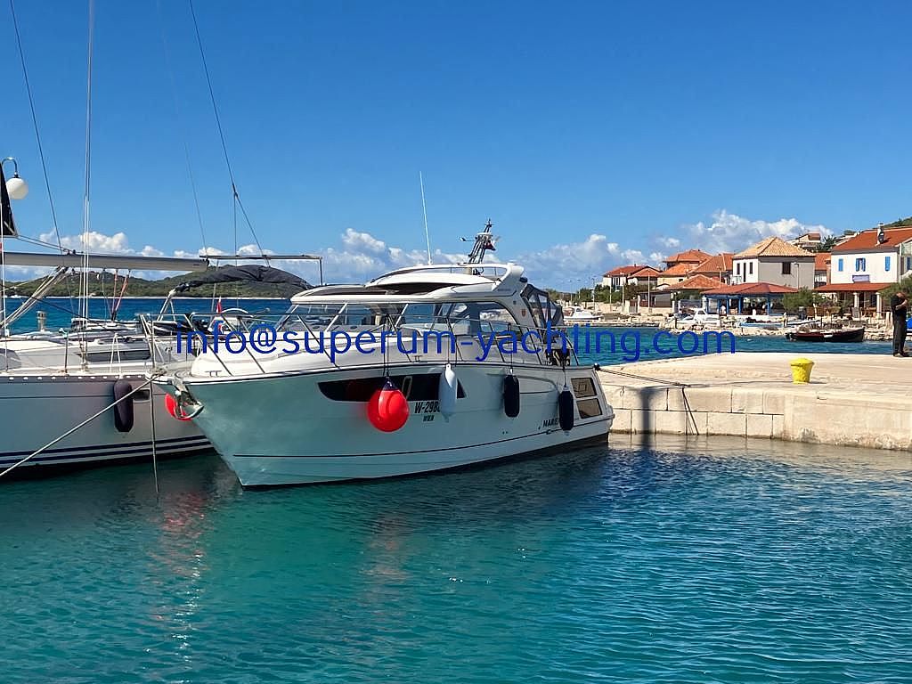 Marex 320 Aft Cabin Cruiser - 2019
