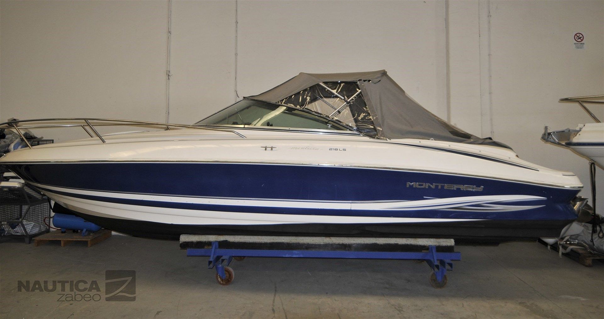 Monterey Boats 218 Montura Cuddy - 2002