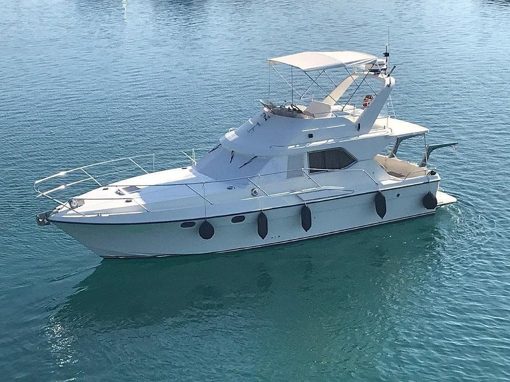 Fairline Sedan 361989 for sale: 68000.-EUR