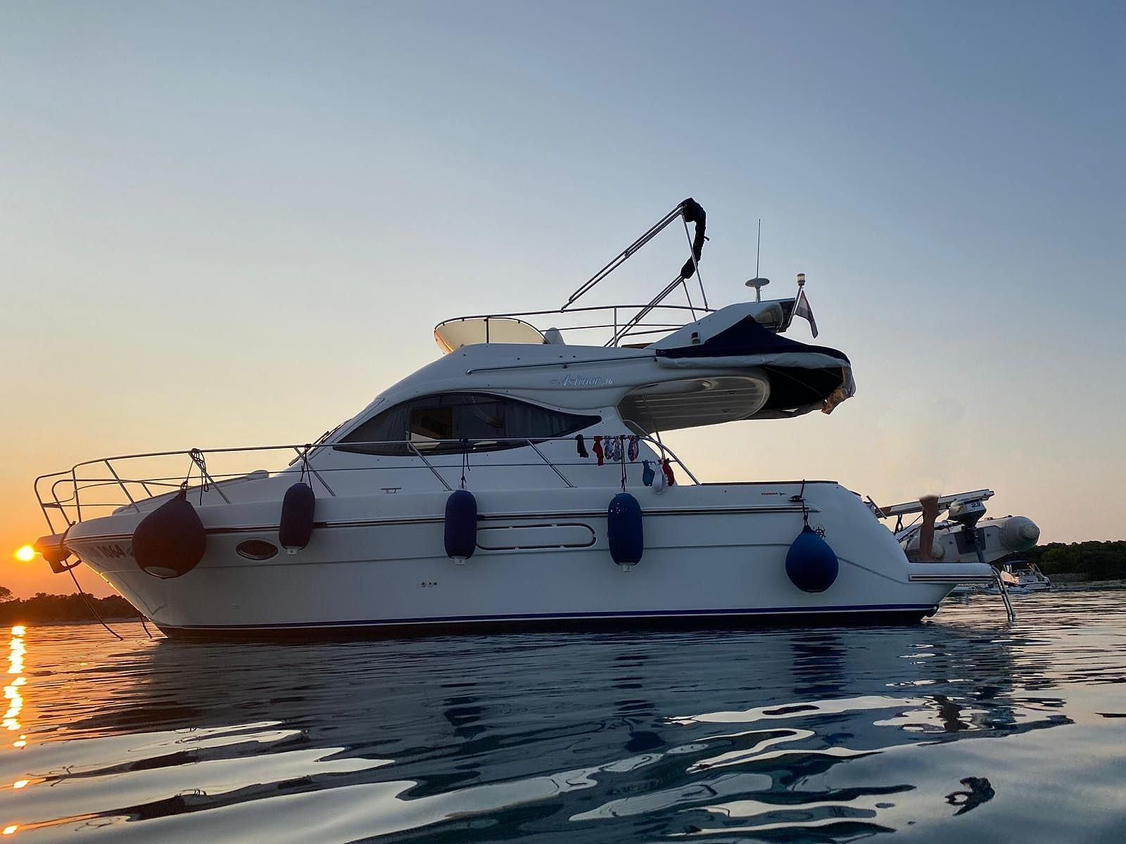 Astinor Italia Astinor 362006 for sale: 135000.-EUR