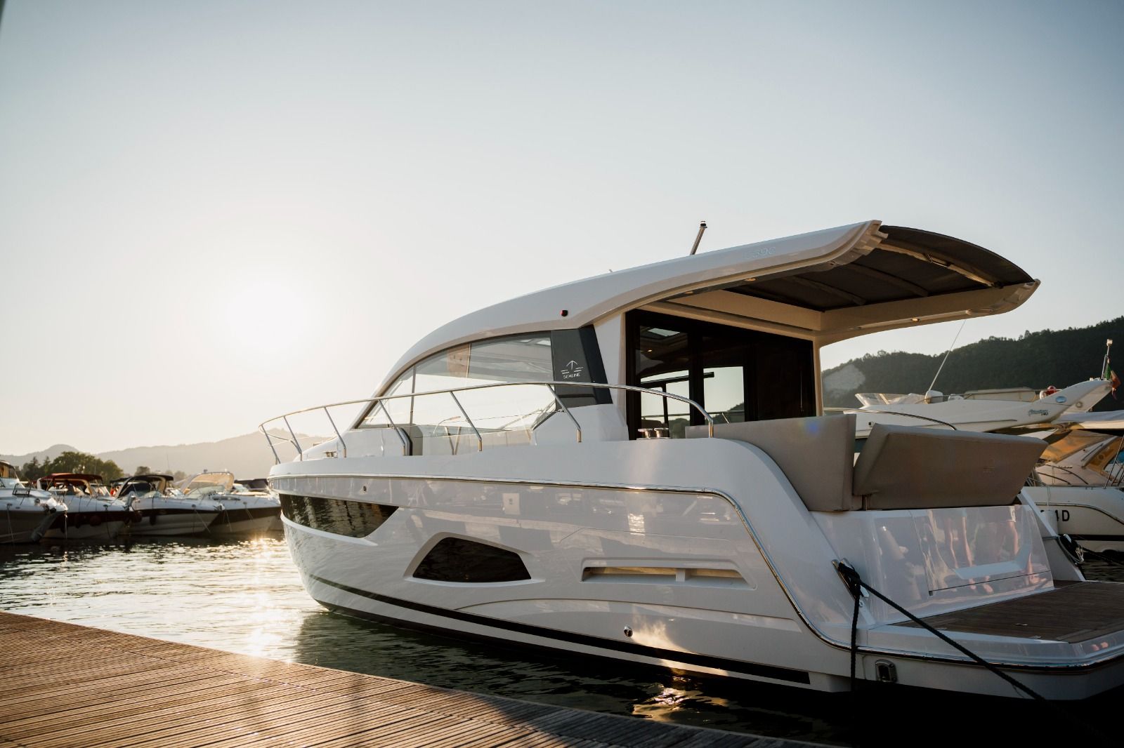 Sealine C3902023 for sale call for a price 