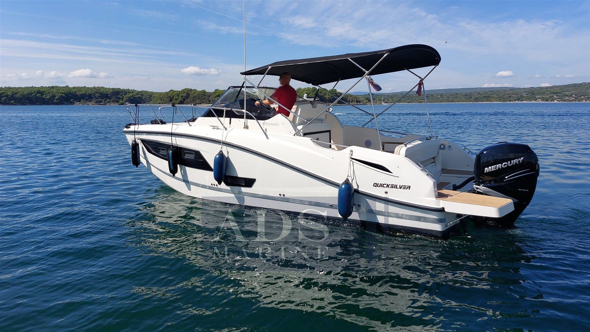 Quicksilver 875 Sundeck - 2021