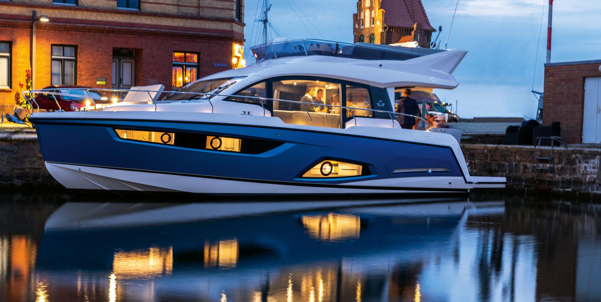 Sealine F430 - 2024
