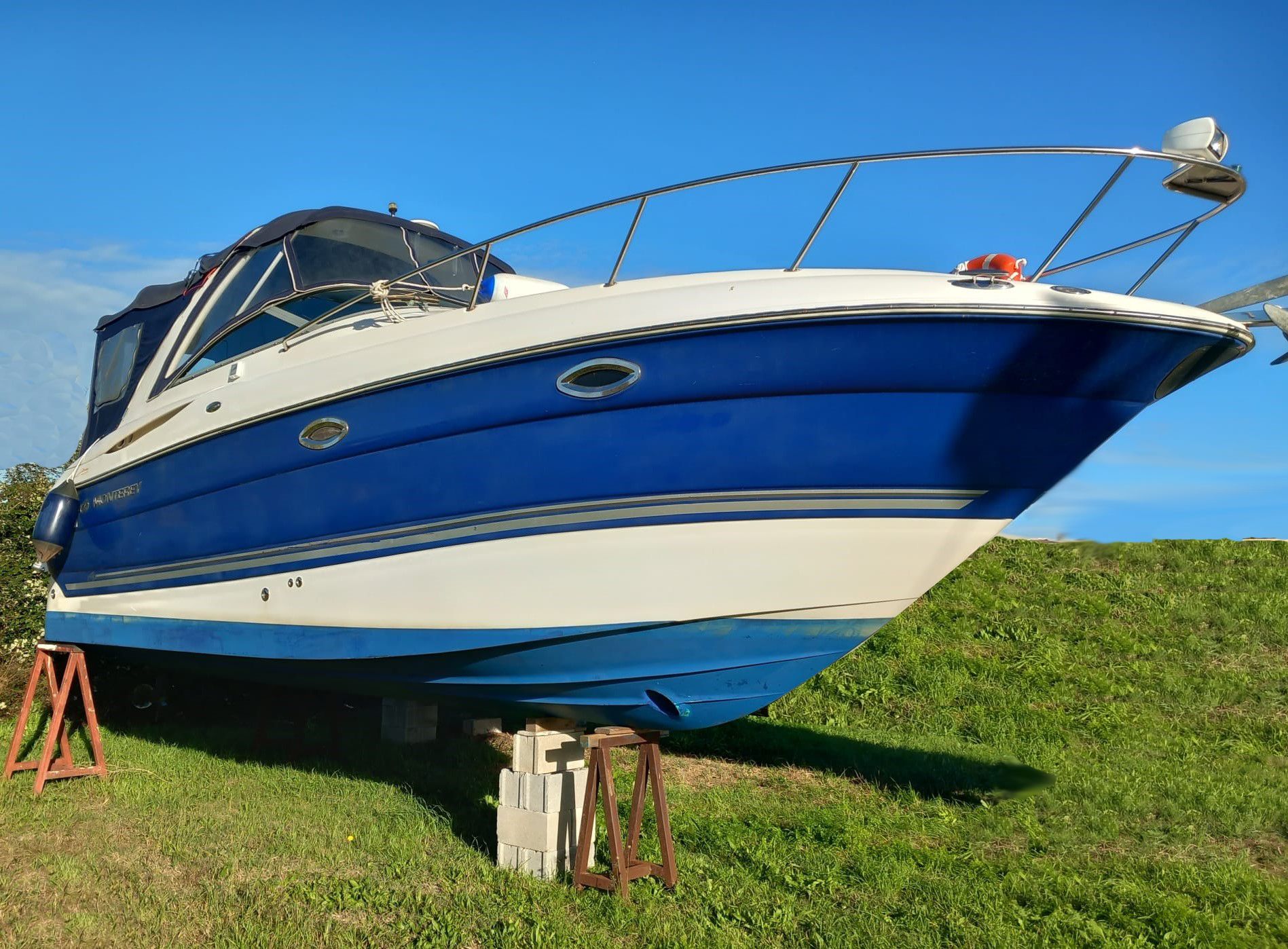 Monterey 270 Cr - 2005