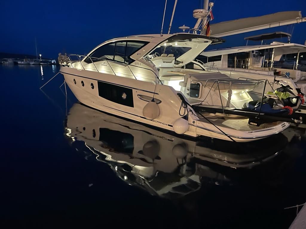 Cranchi M44 HT - 2018