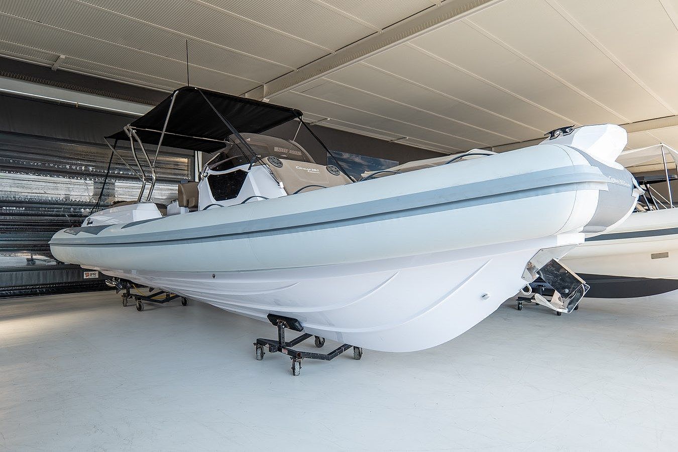 Ranieri International Cayman 28 Executive - 2026 - for sale: 183990.-EUR
