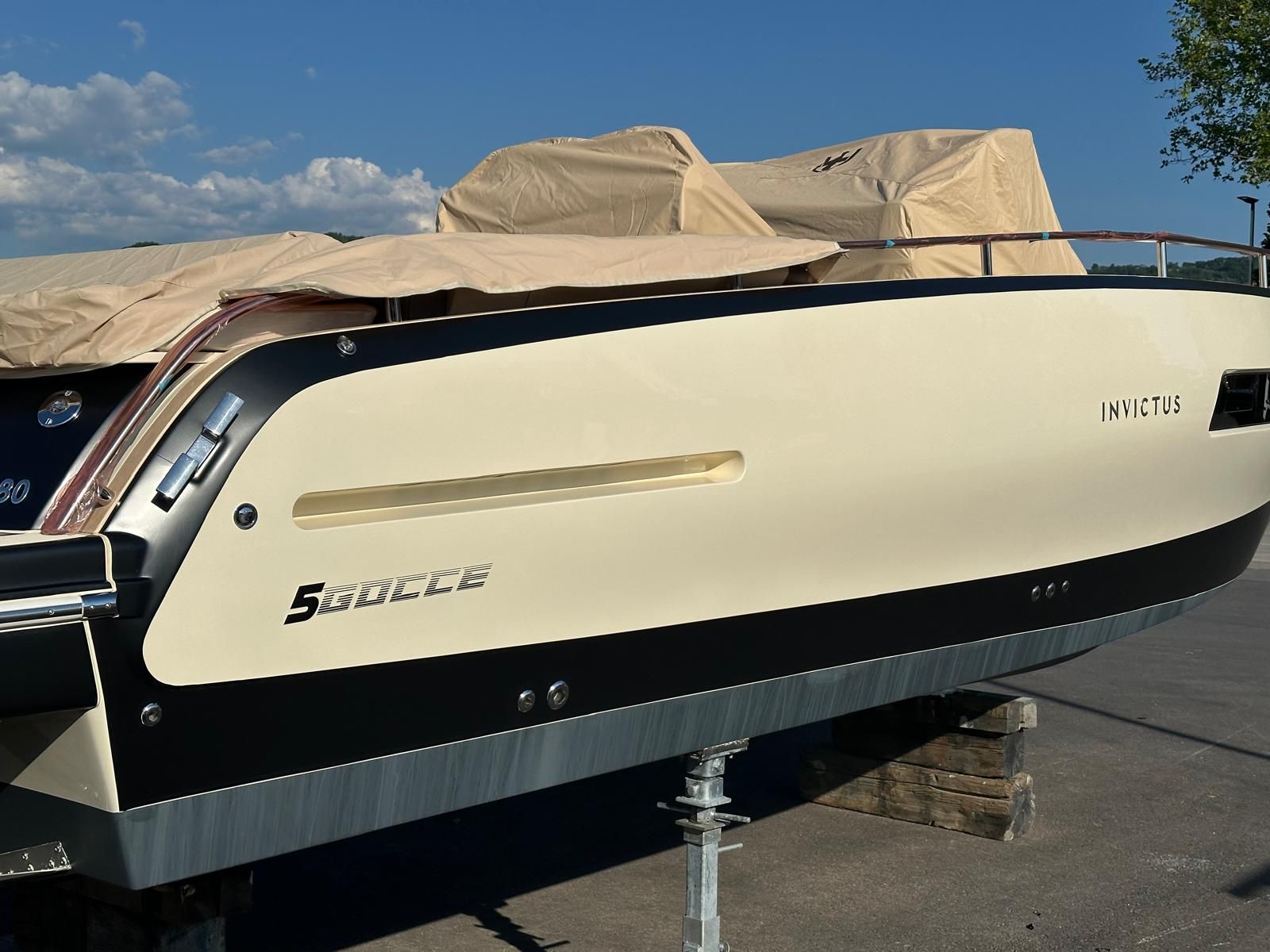 Invictus gt 280 - 2024