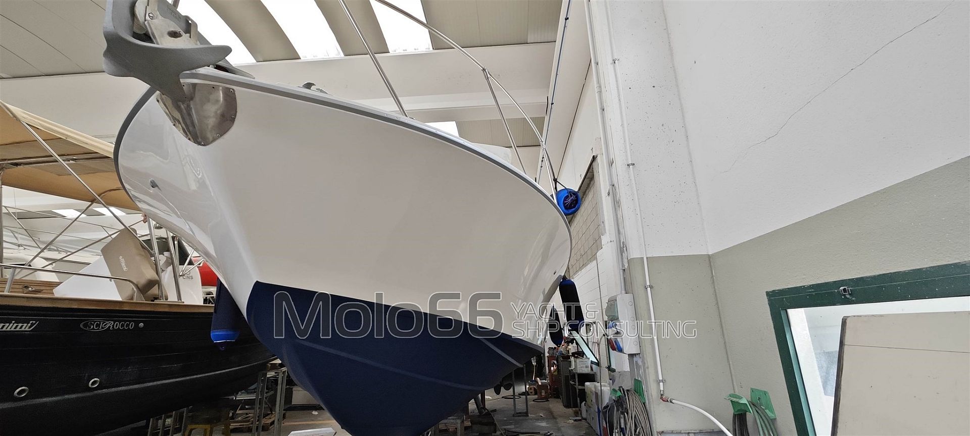Bertram Yacht 28 Sport Convertible - 1983