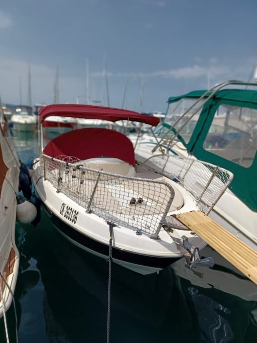 Bayliner AVANTI 7gliser -MONA MENJAVA - 2009