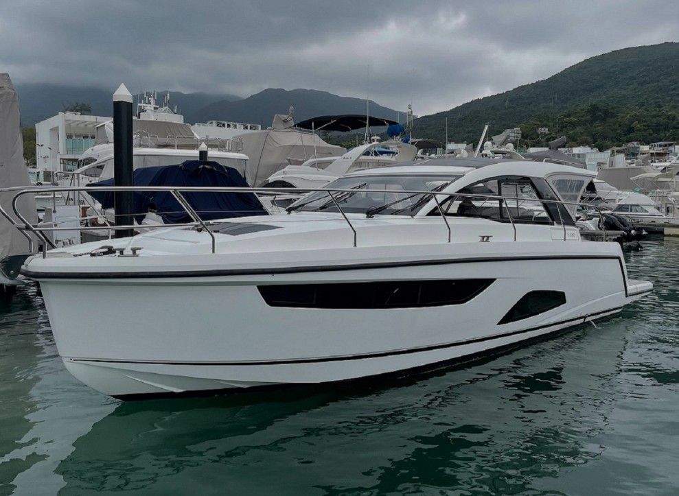 Sealine S330 - 2019