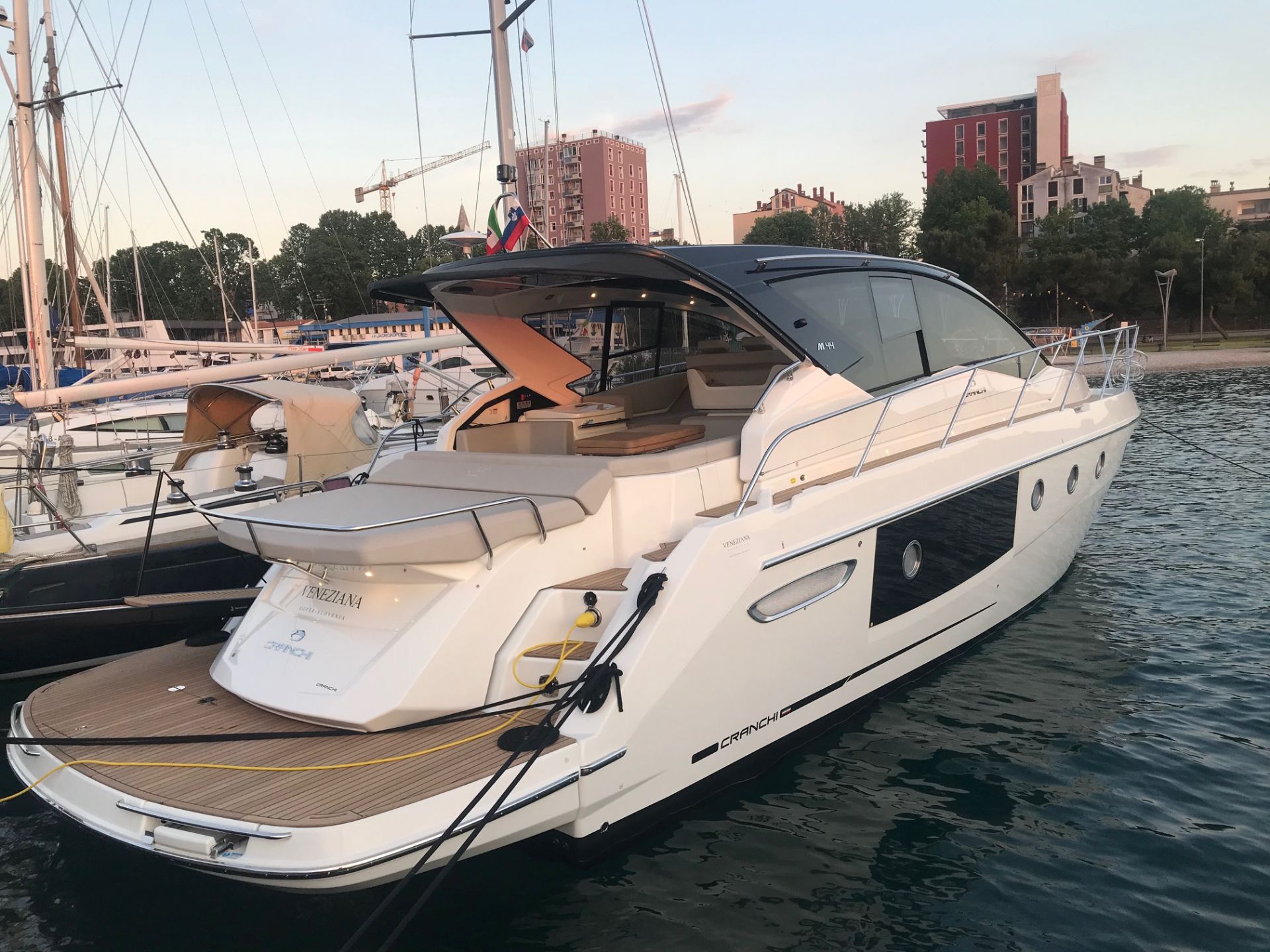 Cranchi M44 - 2019