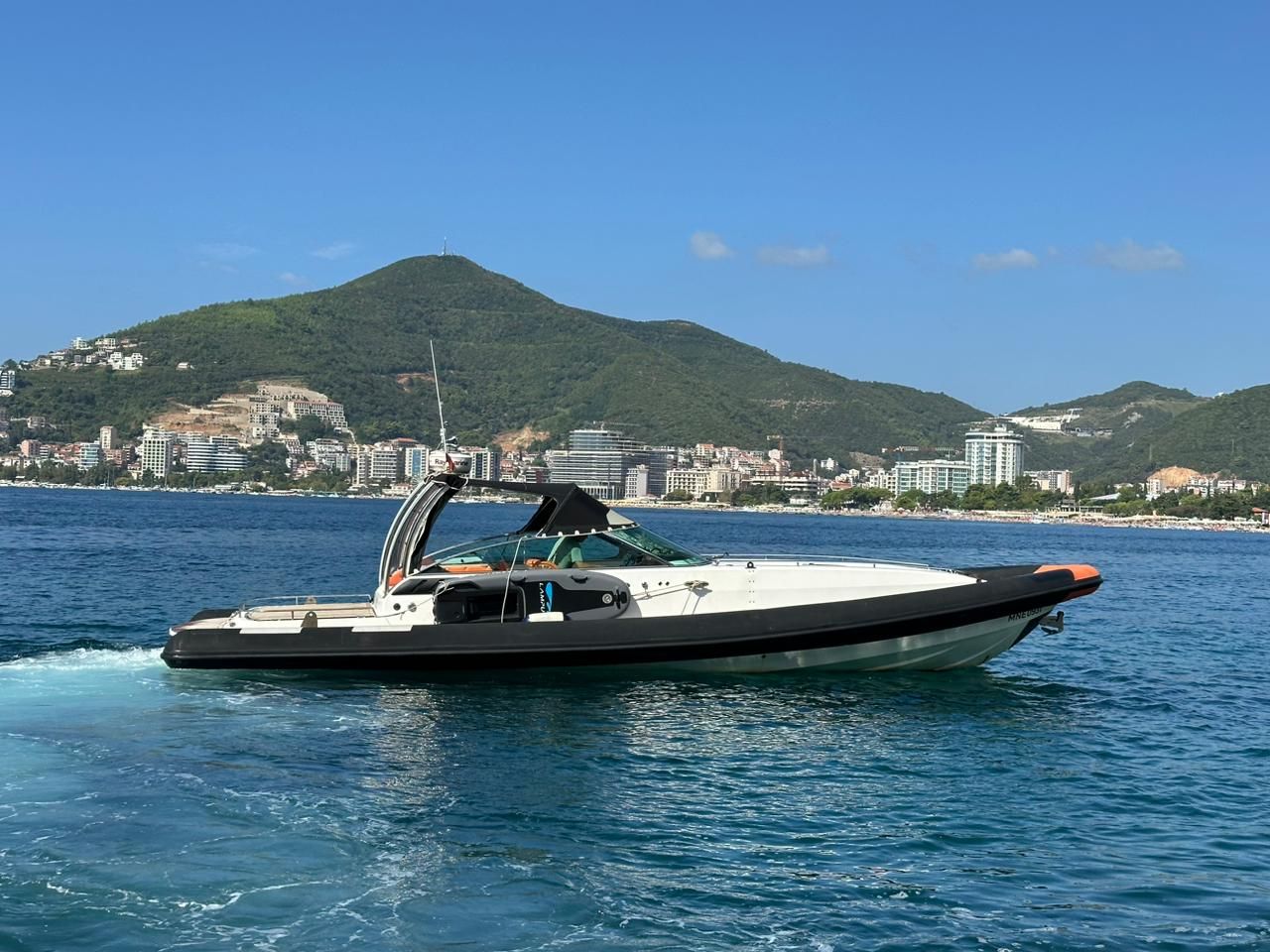 NORDIC OCEAN CRAFT ARTIC BLUE 37 + VOLVO PENTA D6-370 TWIN - 2014