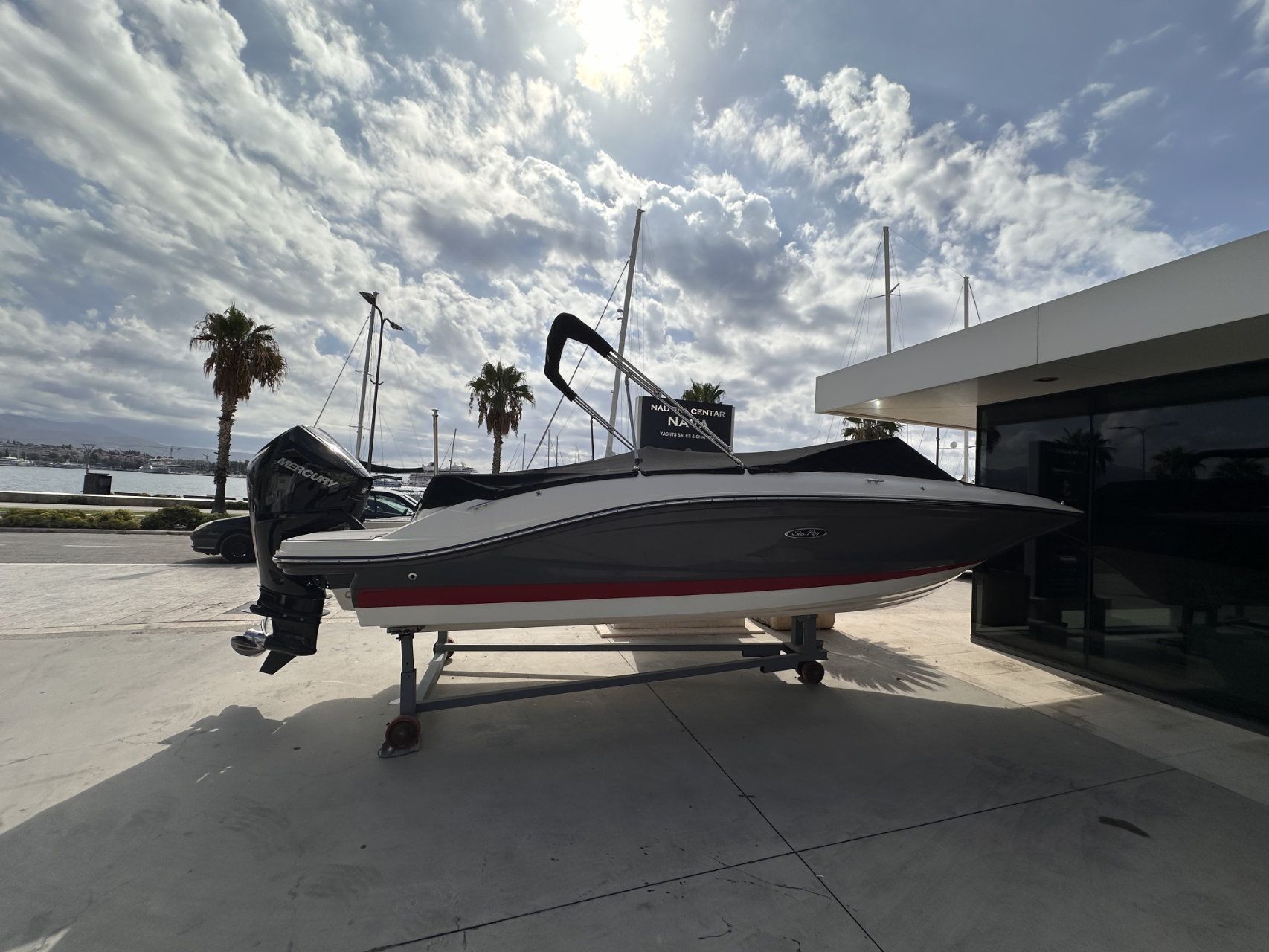 Sea Ray SPX 210 - 2023