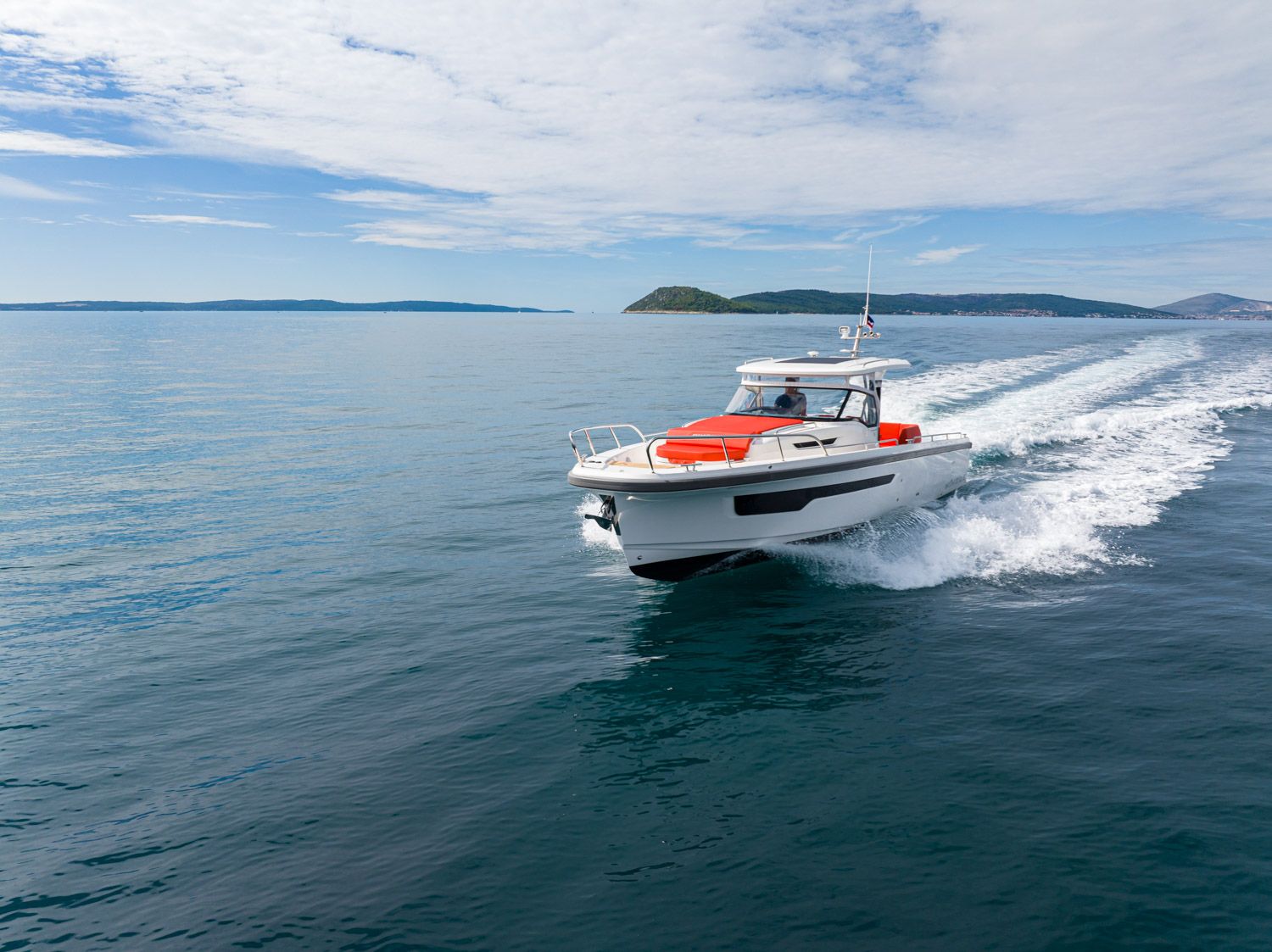 Nimbus Tender 11 - 2023
