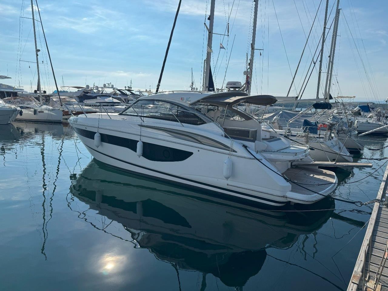 Princess V40 - 2022 - for sale: 625000.-EUR
