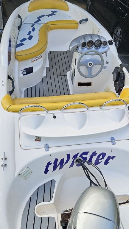 GLISER TWISTER 150 - 2005