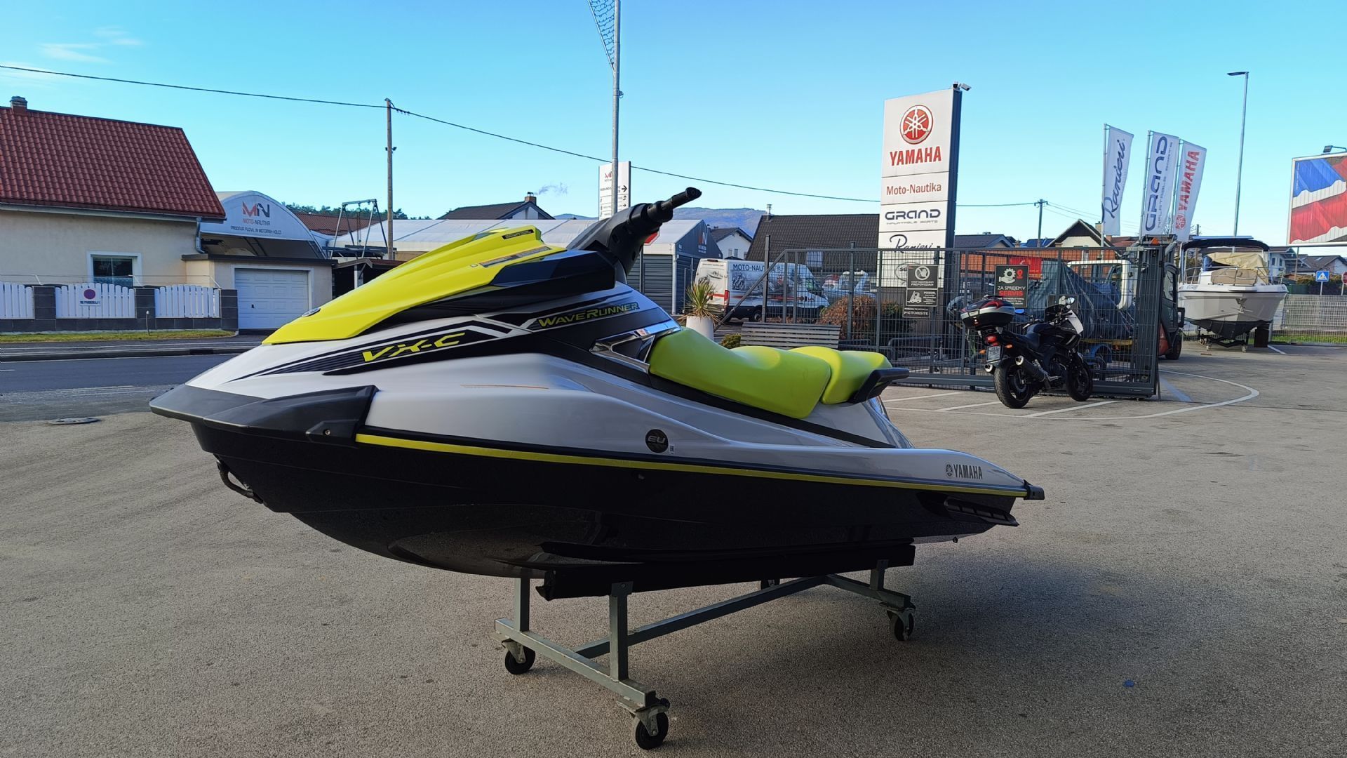 Yamaha VX-C - VRHUNSKI - SAMO 82 UR - 1 LASTNIK - 2019
