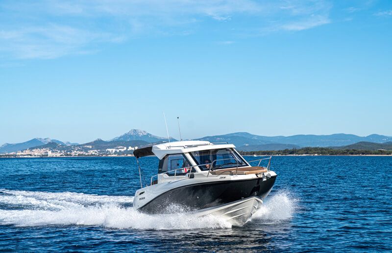Quicksilver Activ 705 Weekend - 2025