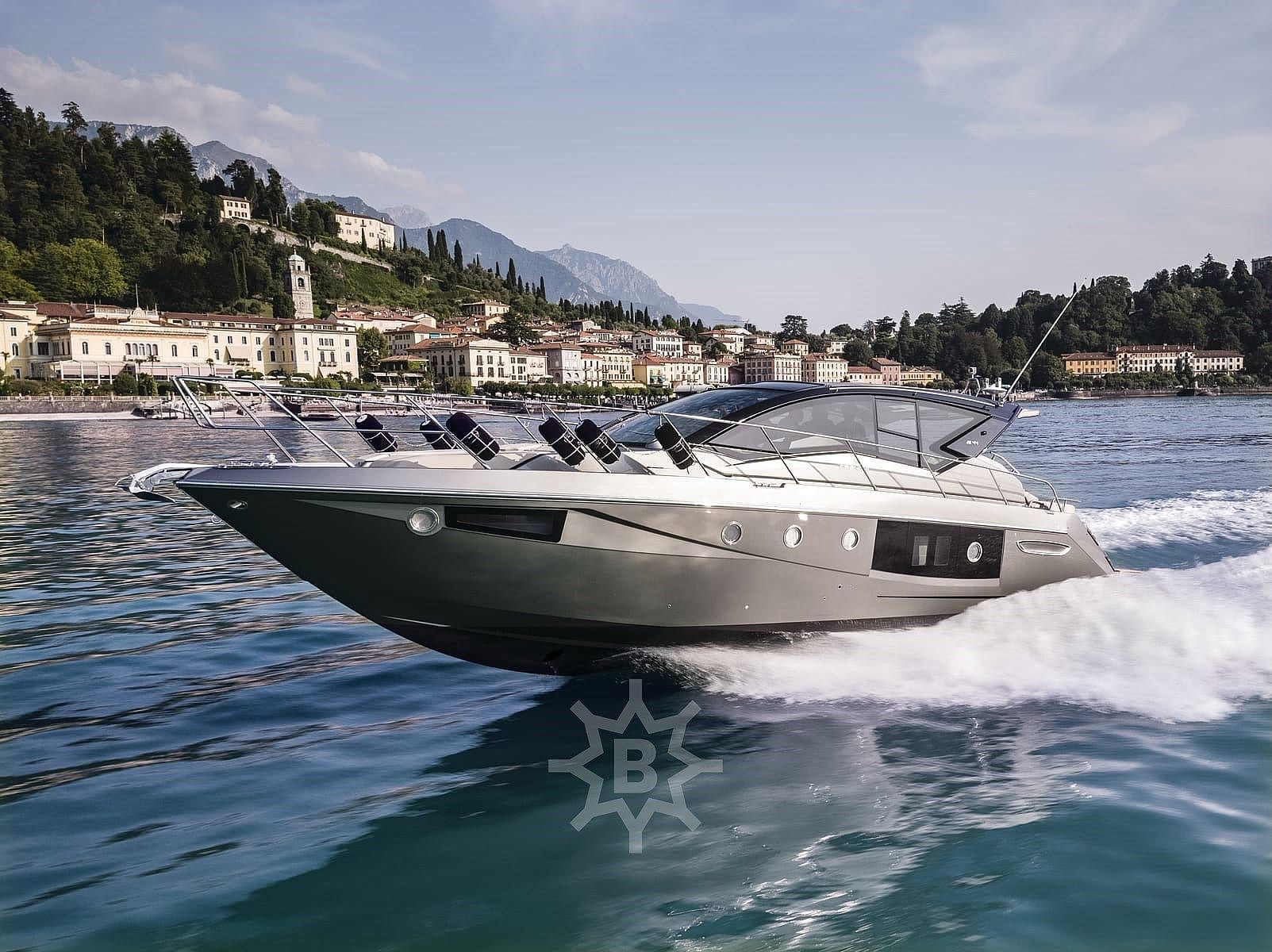 Cranchi M44 HT - 2015