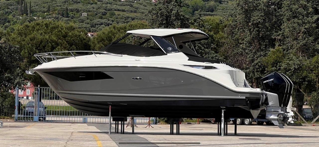 Sea Ray 320 Sundancer + 3 x Mercury F250 V8 + JPO - 2023