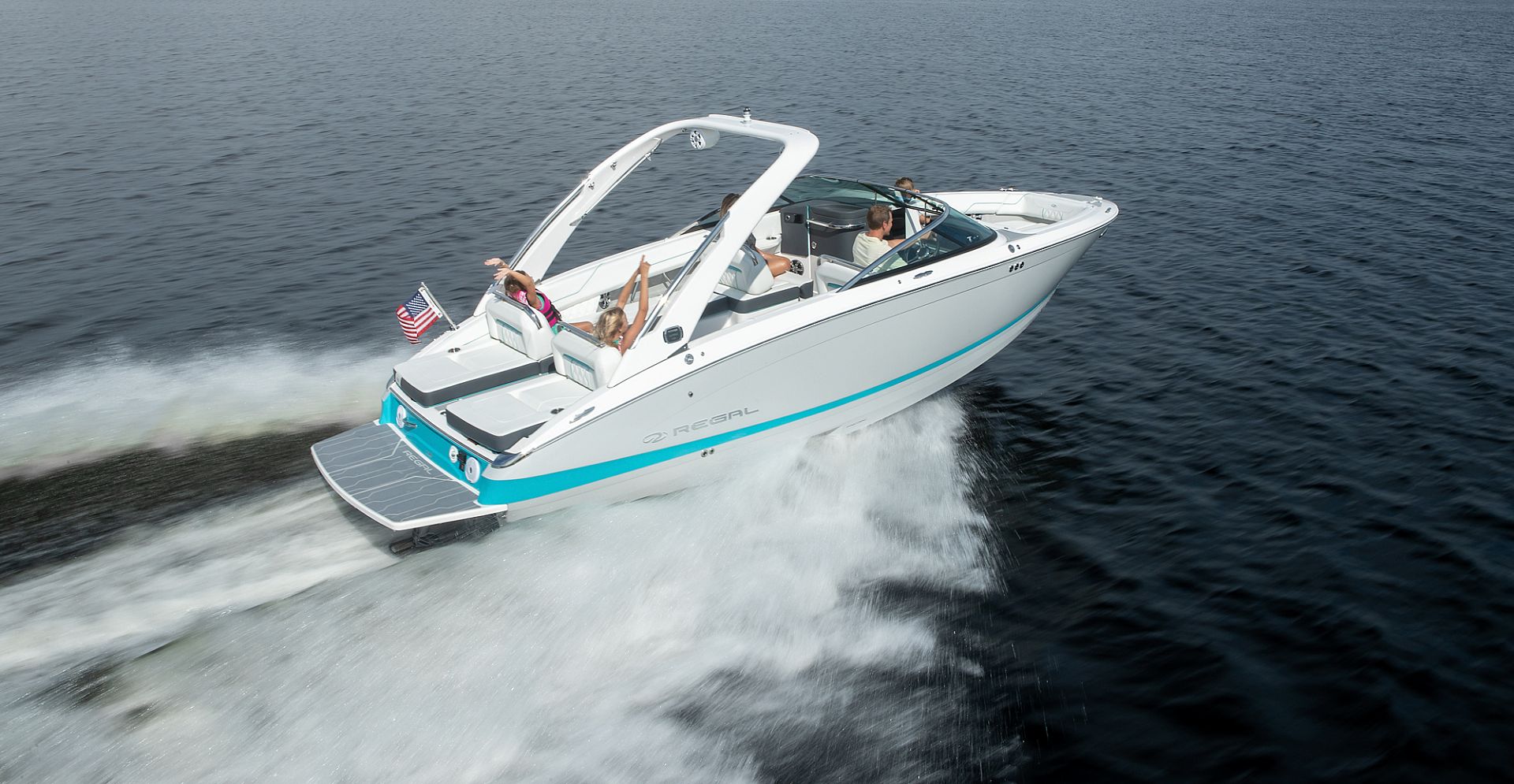 Regal LS6 Bowrider - 2025
