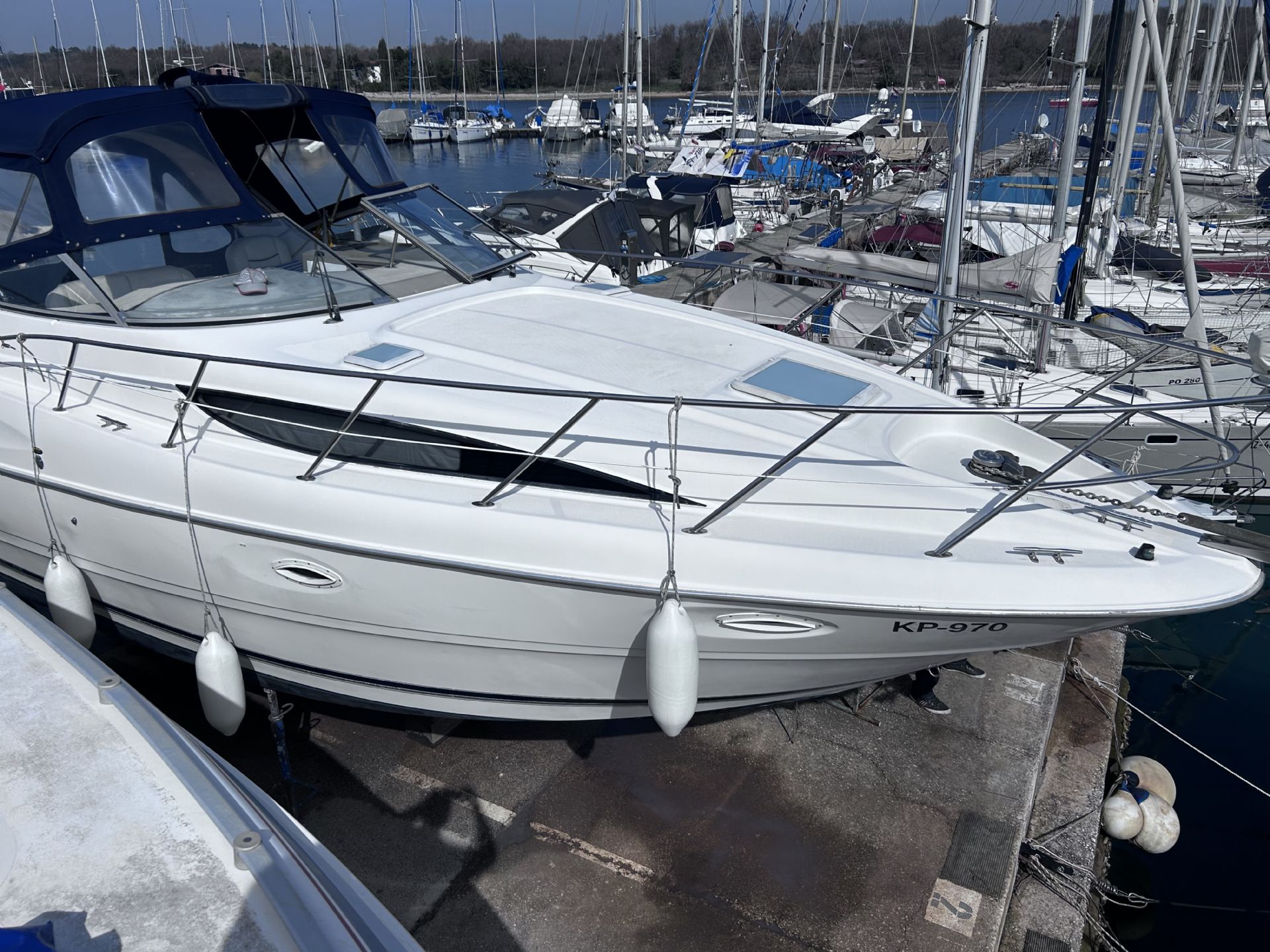 Bayliner 3055 Ciera - 1999 - for sale: 49999.-EUR