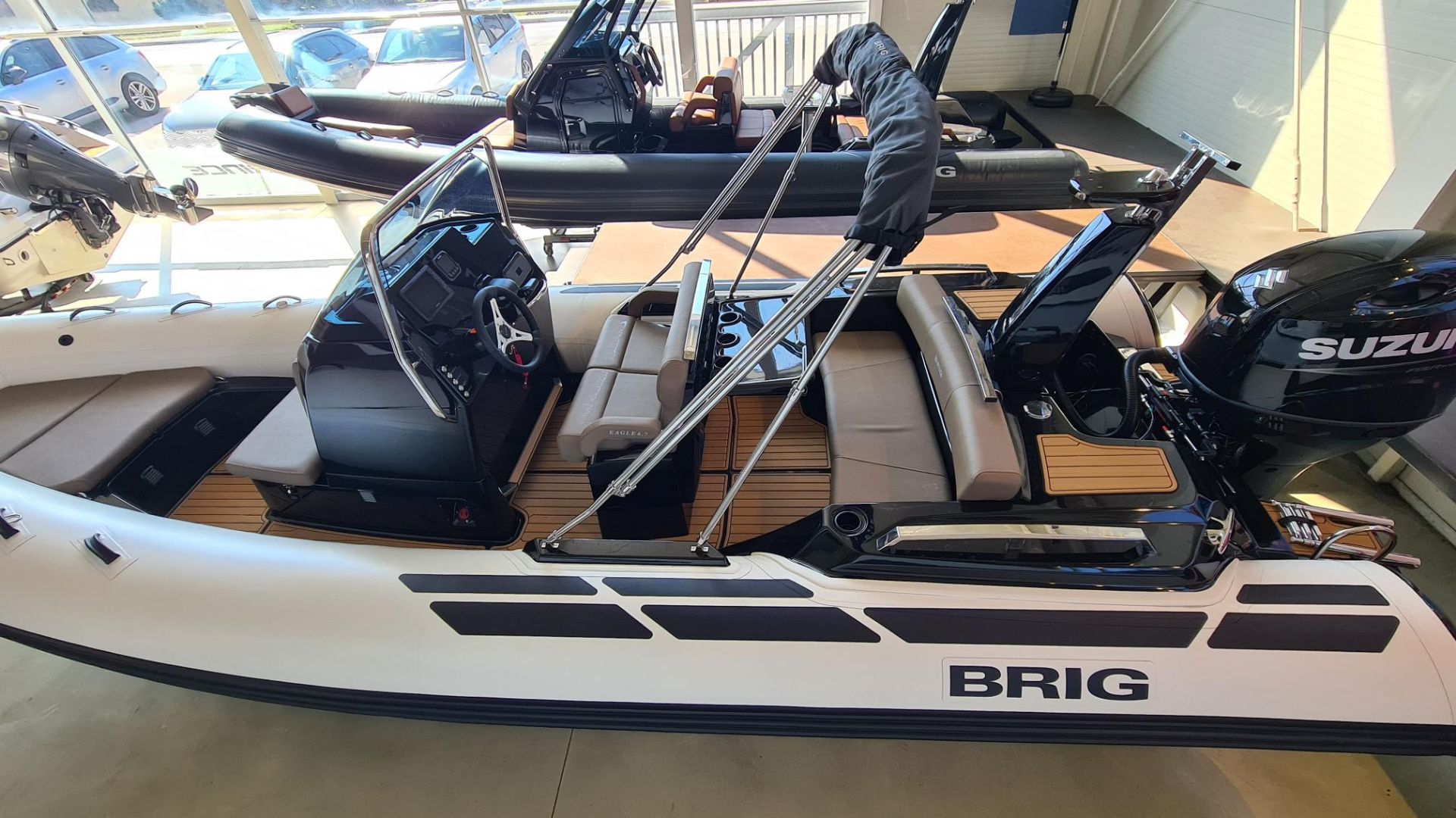 Brig Eagle 6.7 Hypalon + Suzuki DF175AP- TESTNO PLOVILO - 2024