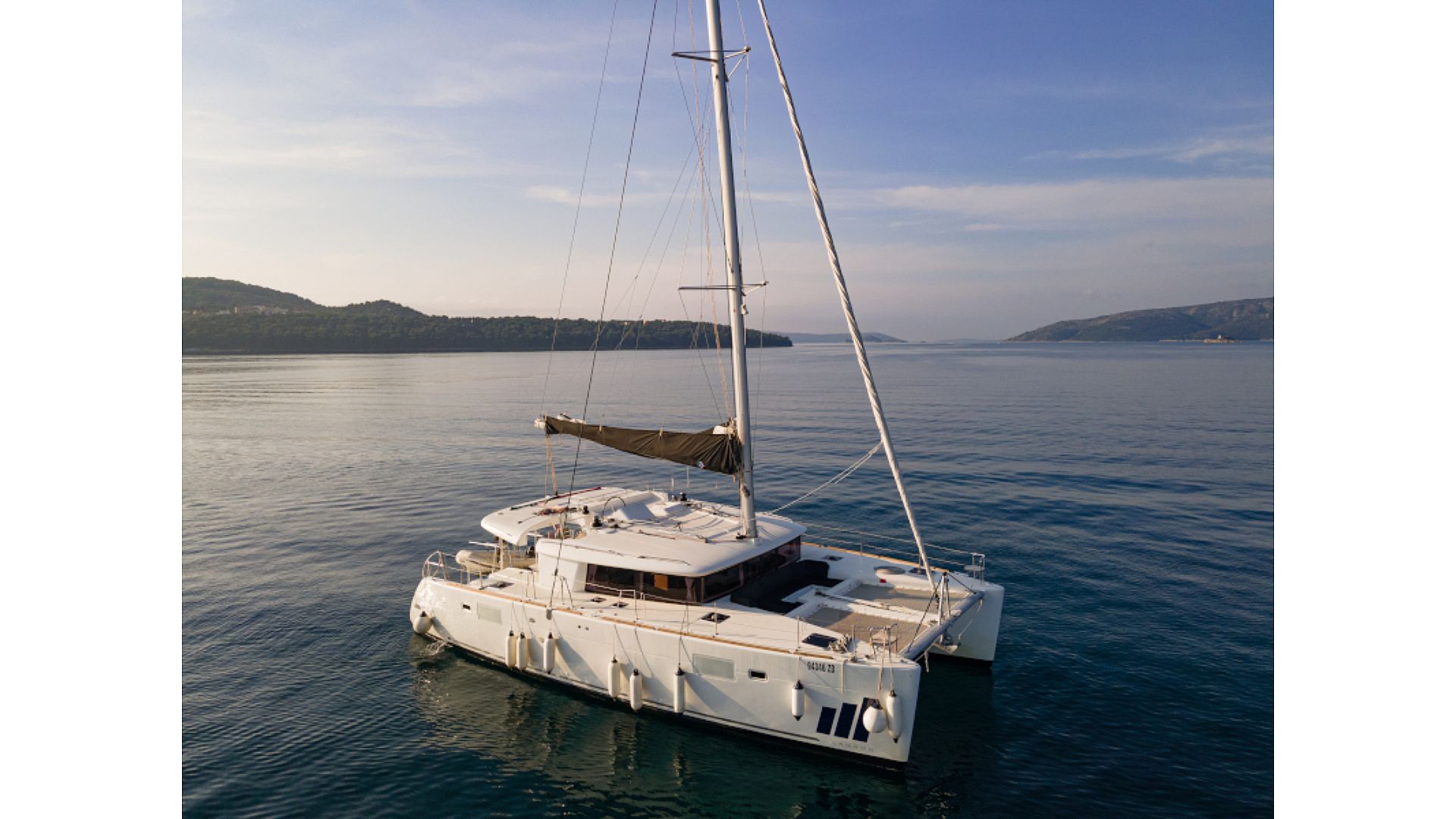 Lagoon 450 Fly - 2018 - for sale: 398000.-EUR