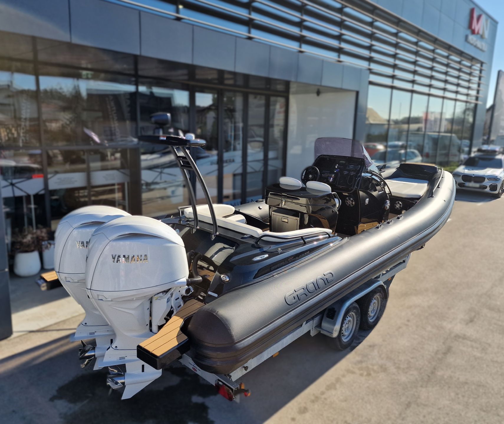 Grand G850HGLF Yamaha F200XSA TWIN - 2025