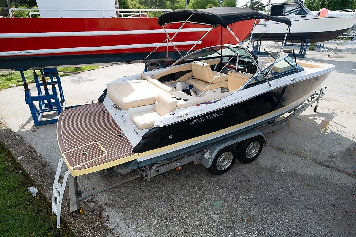 Four Winns SL222 - 2008