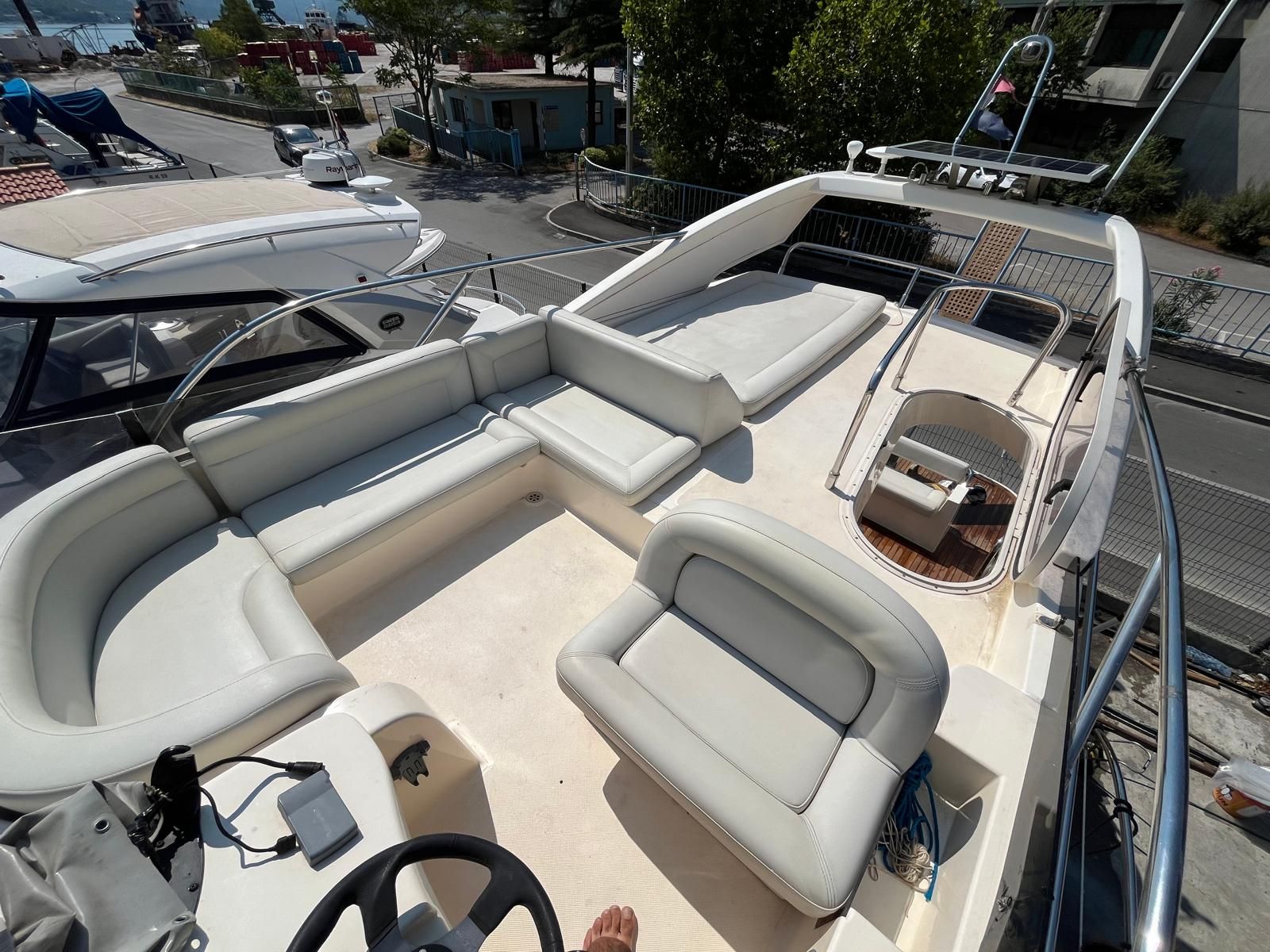 Intermare 43 fly- model 2008 - 2007 - for sale: 200000.-EUR