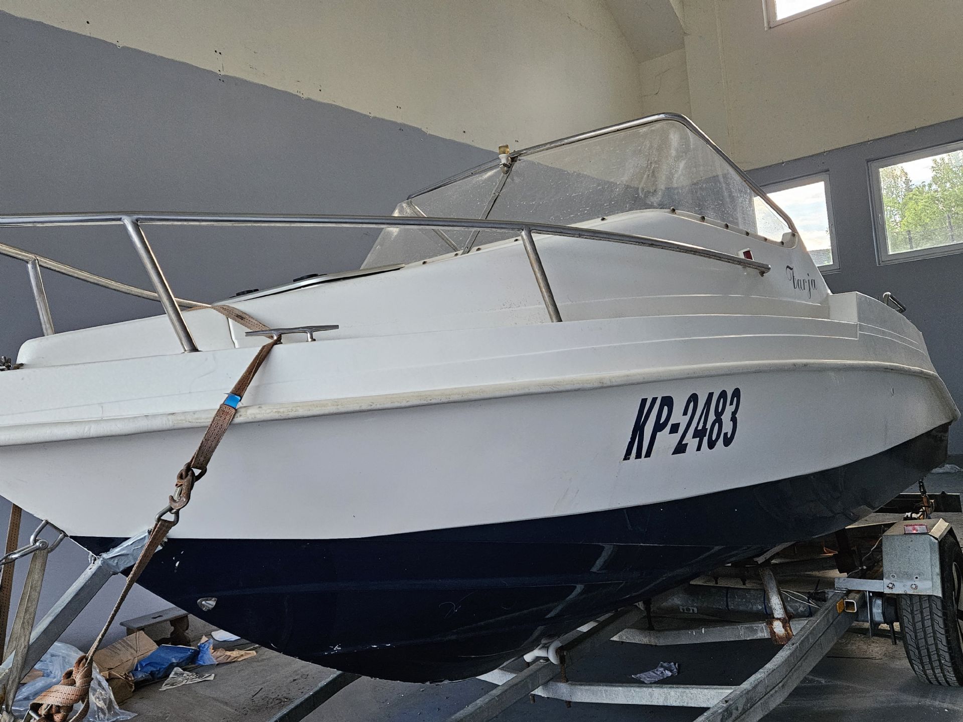 MERLYN GLISER  560 - 2002