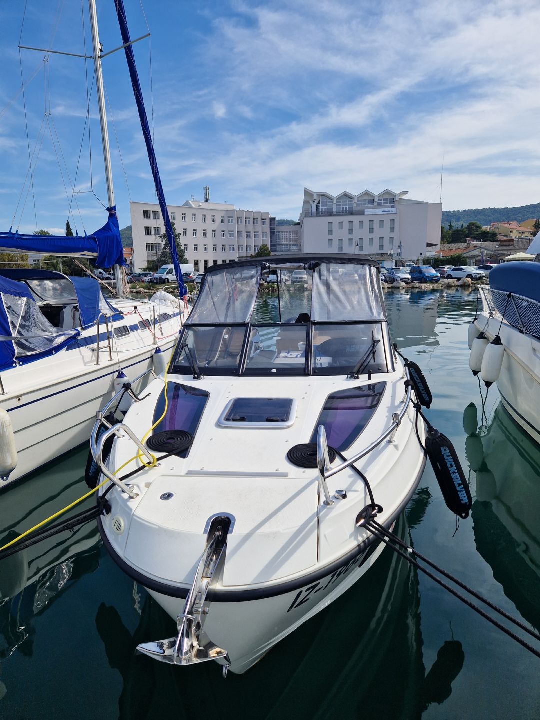 Quicksilver Activ Cruiser 755 - 2021