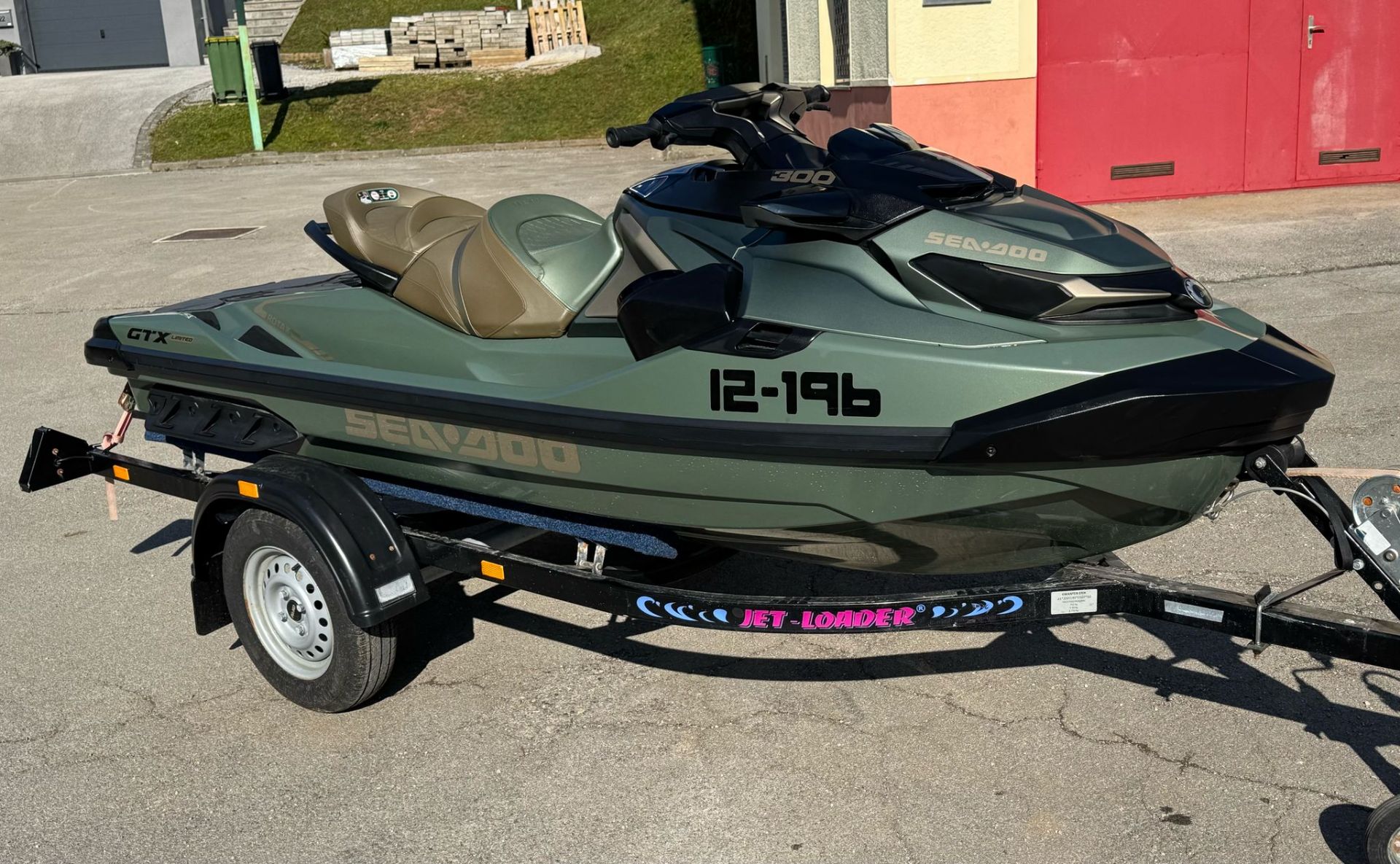 SeaDoo GTX Limited 300 + prikolica Jet Loader - 2023