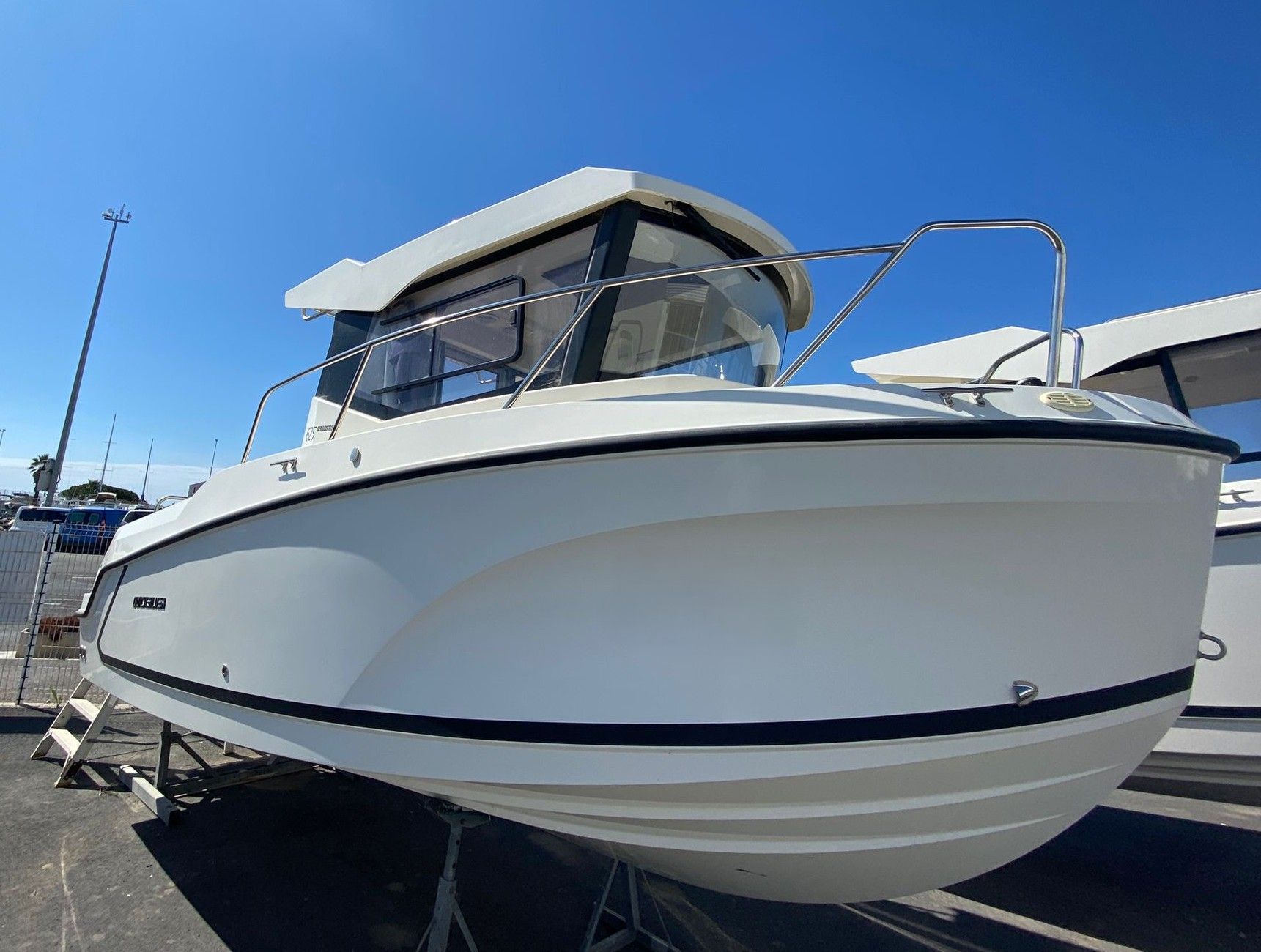 Quicksilver 625 PILOTHOUSE + MERCURY 115 + NOV - 2023