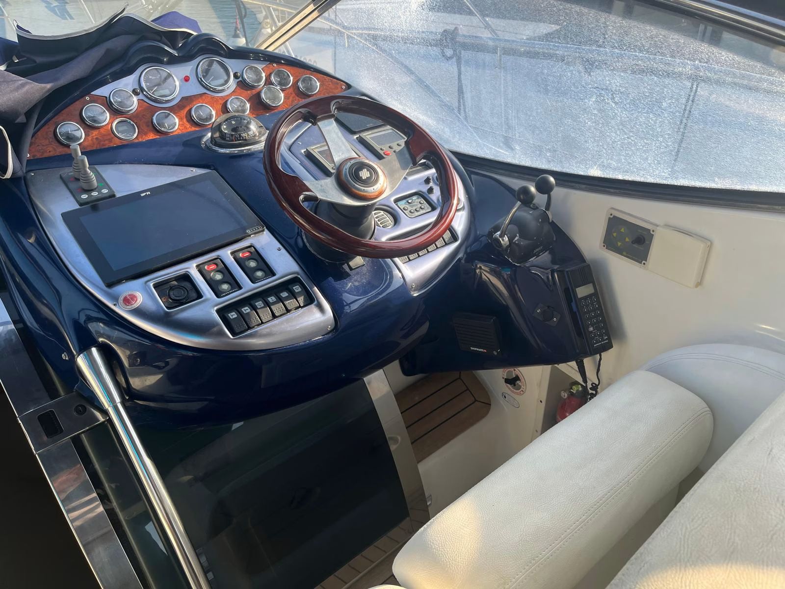 Atlantis 42 - 2003 - for sale: 125000.-EUR