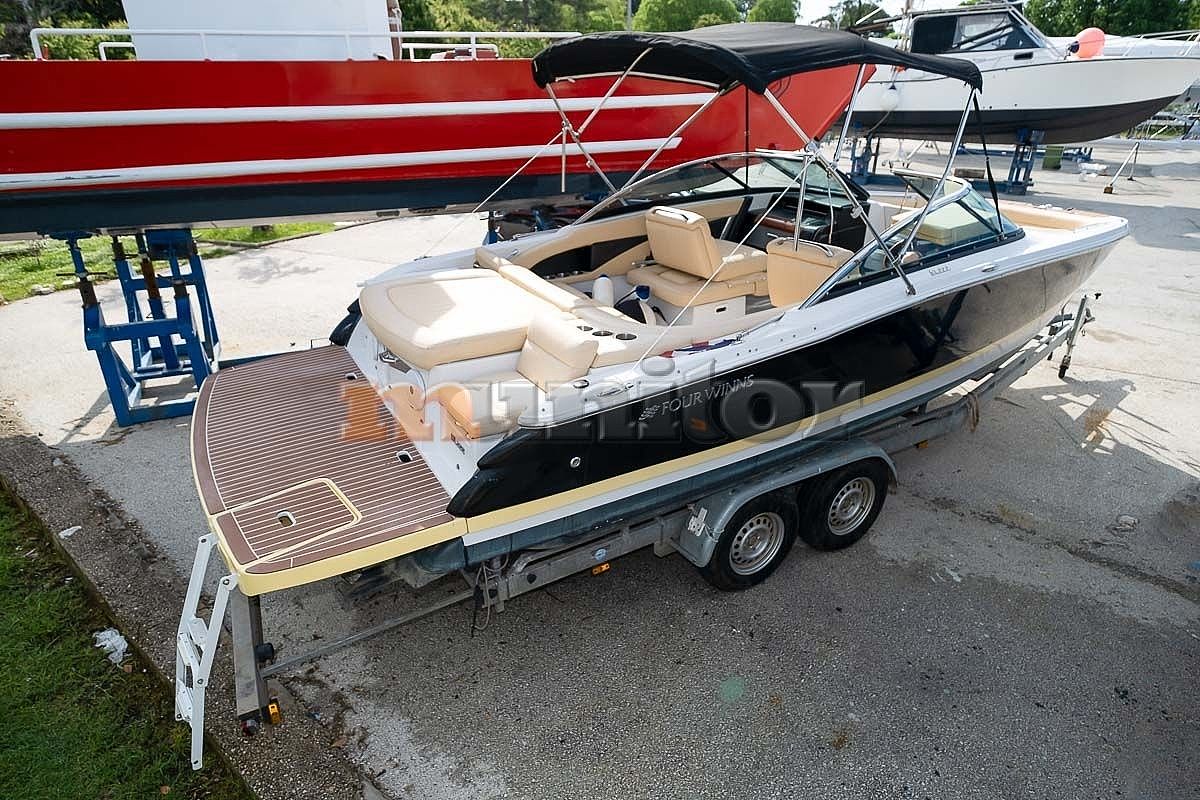 Four Winns SL222 - 2008