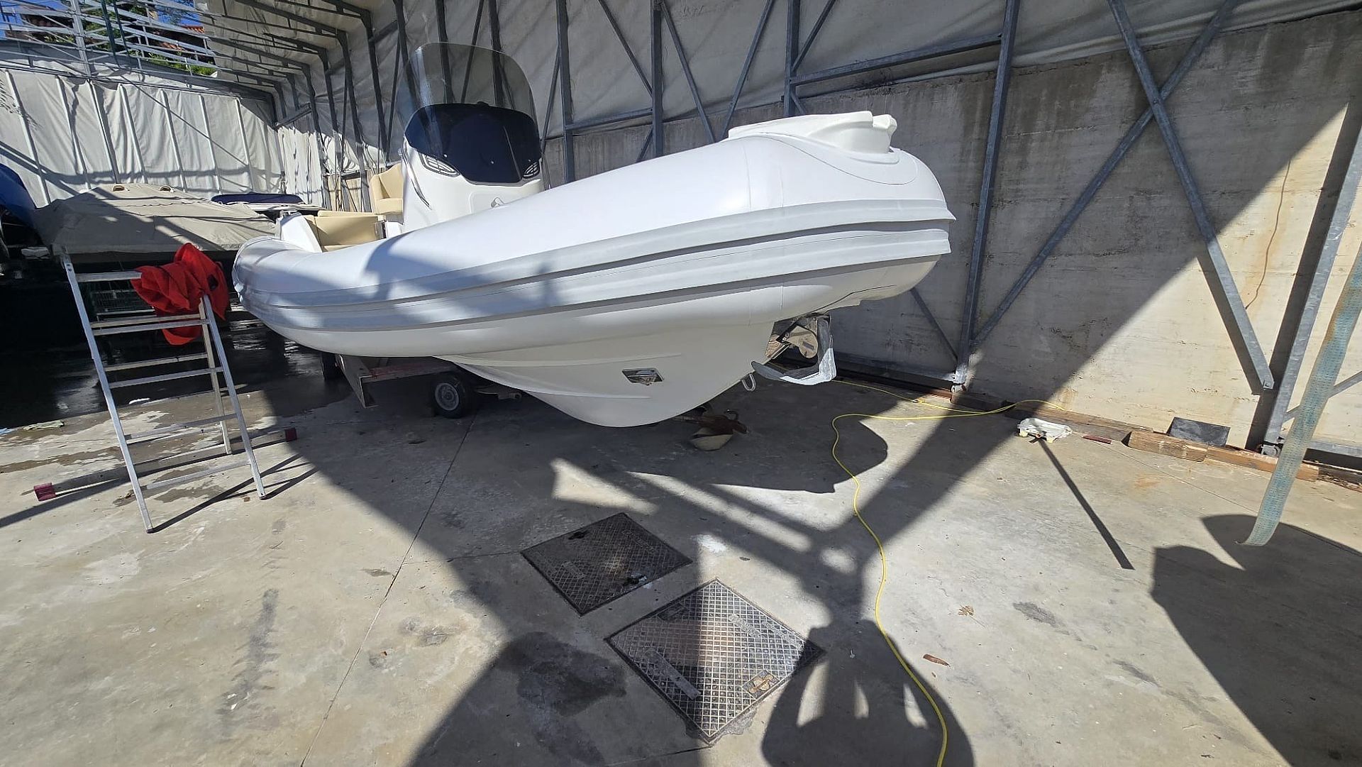 Sacs 8 m - 2015 - for sale: 60000.-EUR