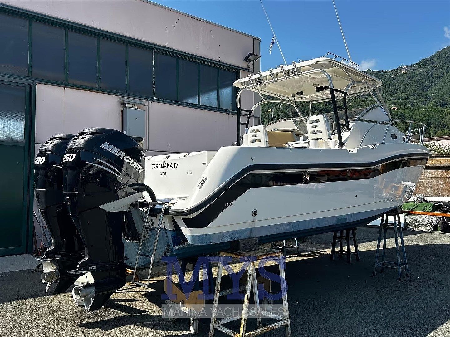 Boston Whaler 305 CONQUEST - 2005