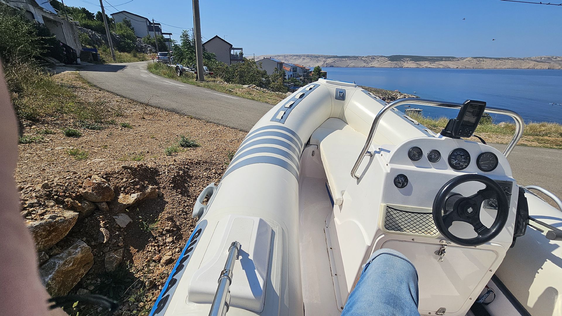 Gumar QUINGDAOLIAN YA BOAT CO. Motorni �oln HYP 480 - 2008