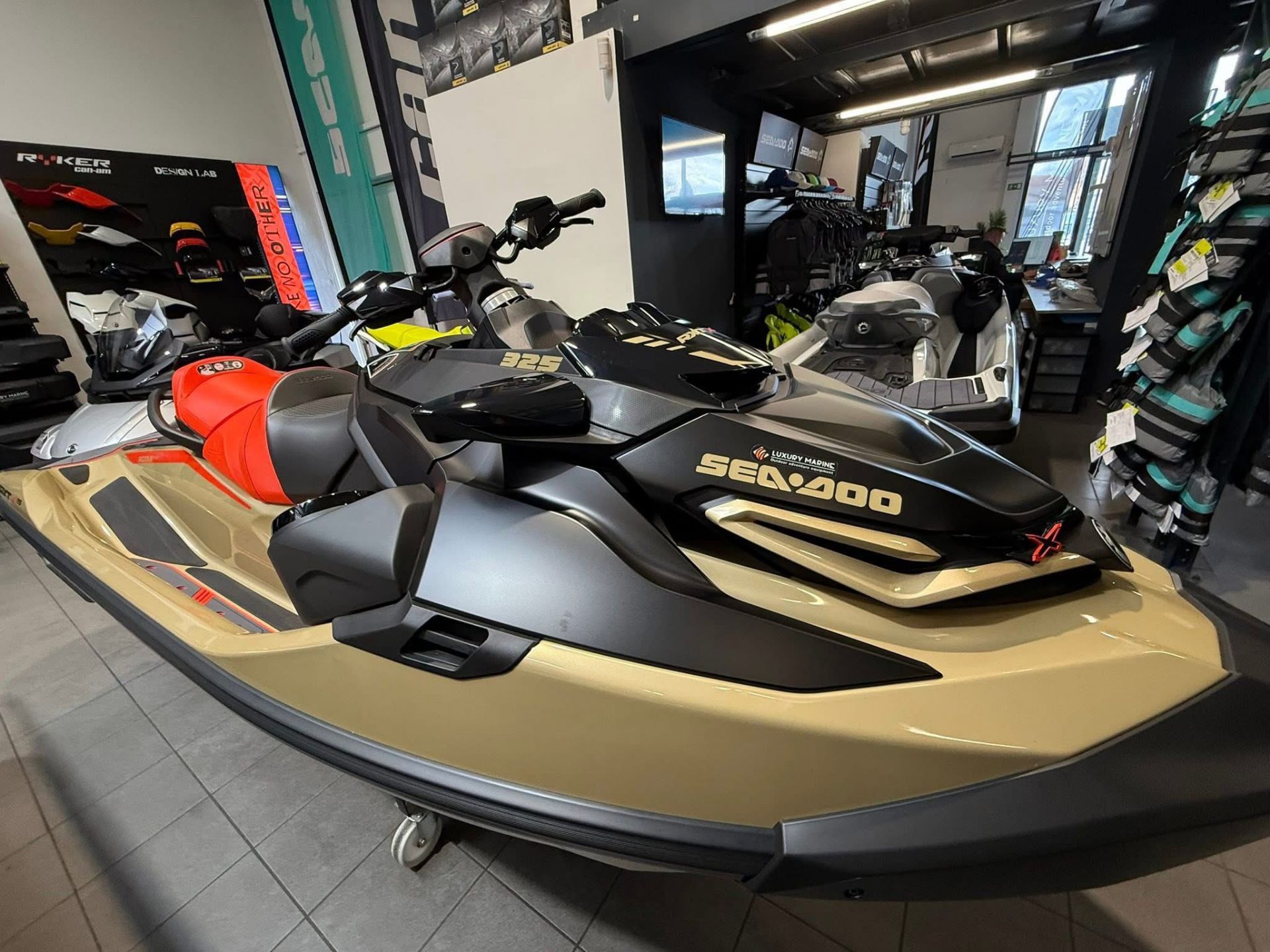 SeaDoo NA VOLJO SEA DOO RXT-X RS 325 (Tech Package) - 2025
