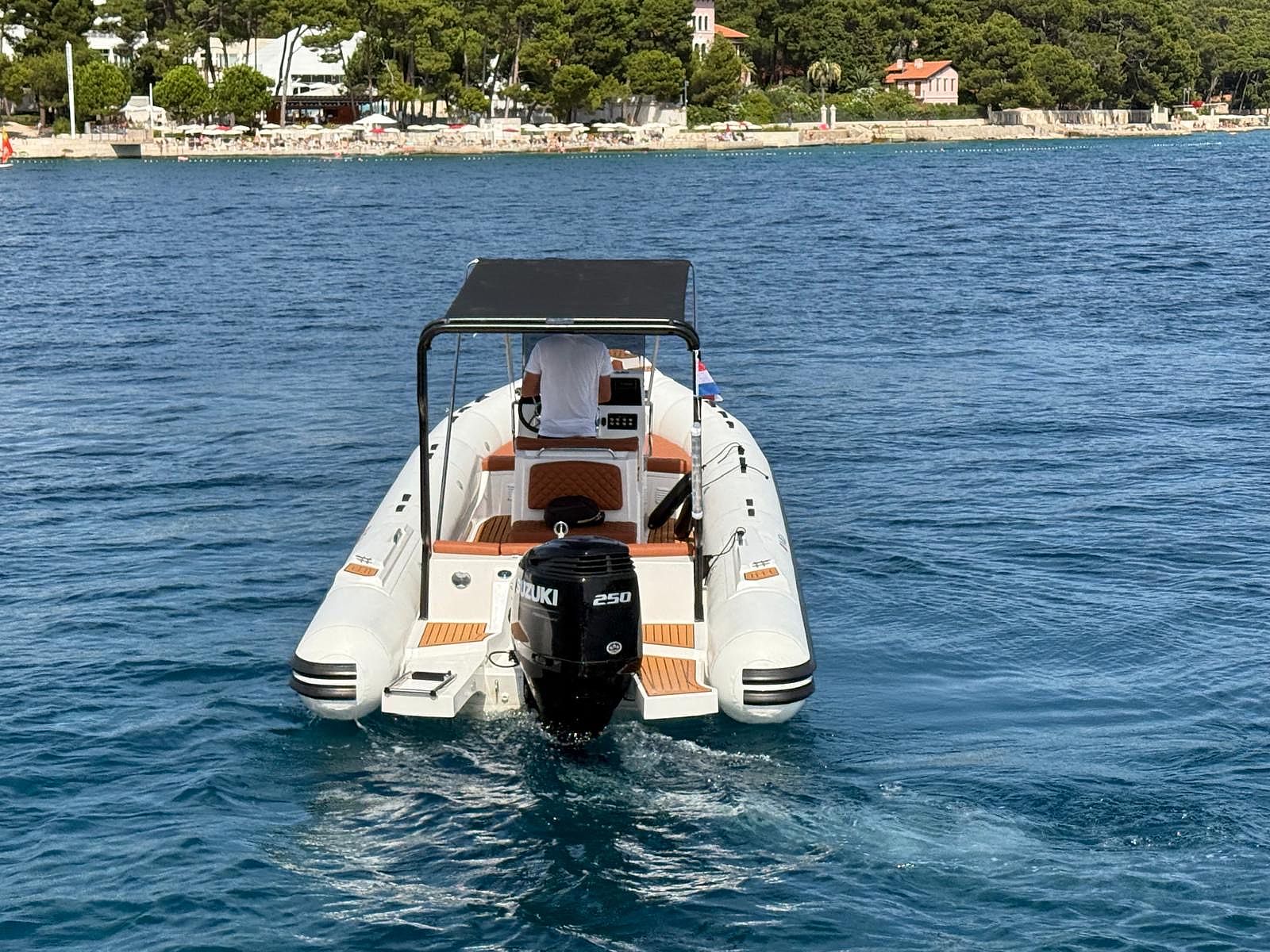 Viga Deluxe 760 - 2026 - for sale: 48400.-EUR