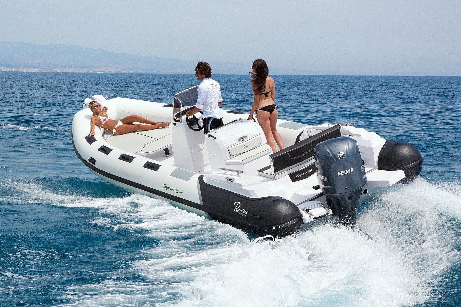 Ranieri International Cayman 26 Sport - 2026 - for sale: 39695.-EUR