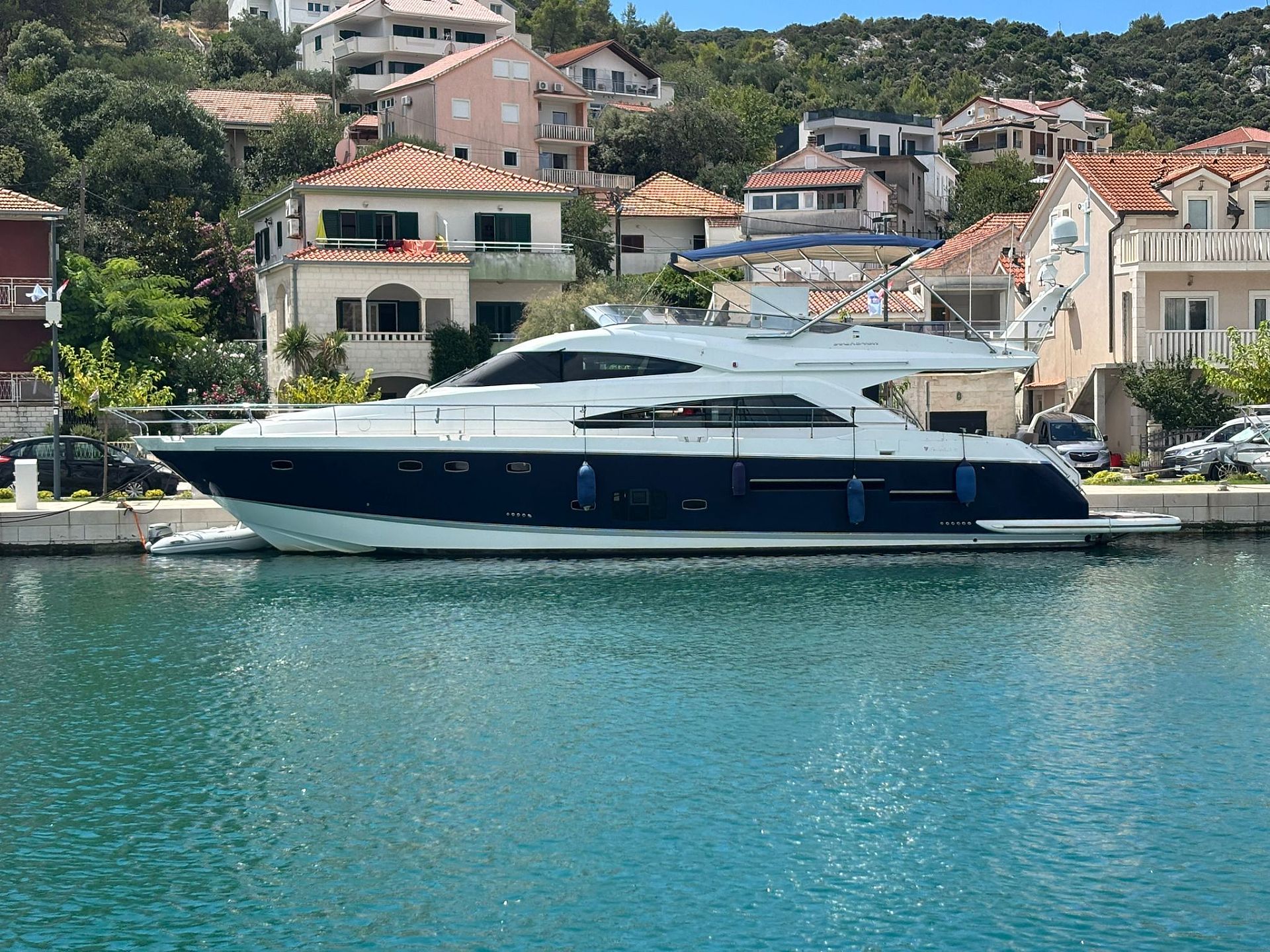 Fairline Squadron 65 - 2010